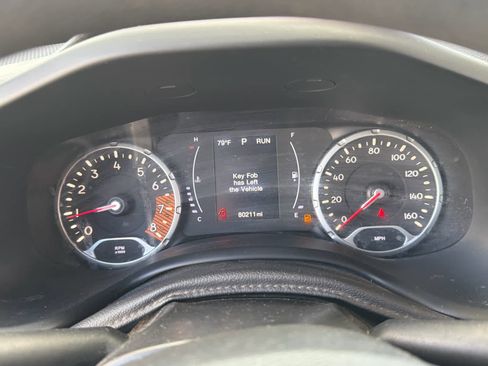 Used 2019 Jeep Renegade Sport image 22