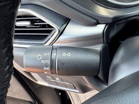 Used 2025 MAZDA CX-5 AWD 2.5 S w/ Select Package image 16