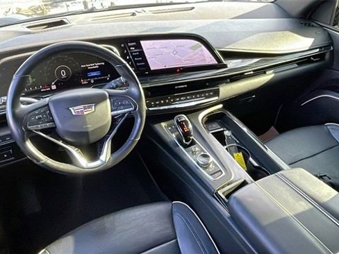 Used 2021 Cadillac Escalade Sport w/ Driver Assist Tech Package image 16