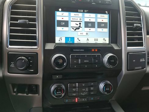 Used 2018 Ford F250 Platinum w/ Platinum Ultimate Package image 17