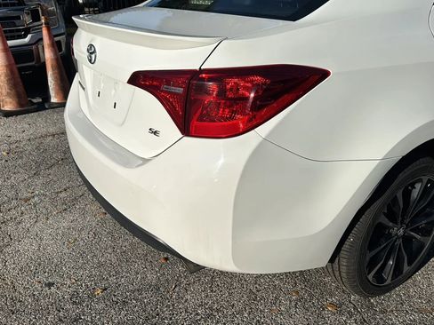 Used 2019 Toyota Corolla SE image 39
