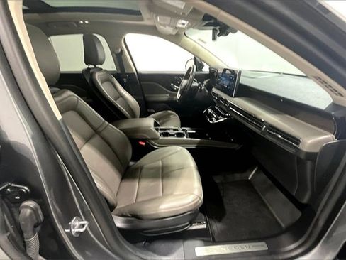 Used 2023 Lincoln Corsair Reserve w/ Equipment Group 201A image 27
