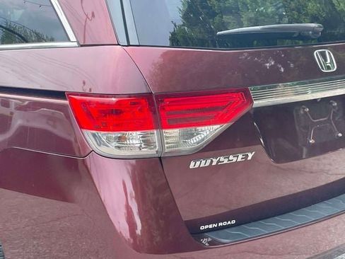 Used 2017 Honda Odyssey EX image 11