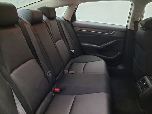 Used 2018 Honda Accord EX image 19