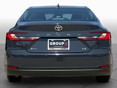 Used 2025 Toyota Camry LE FWD image 5