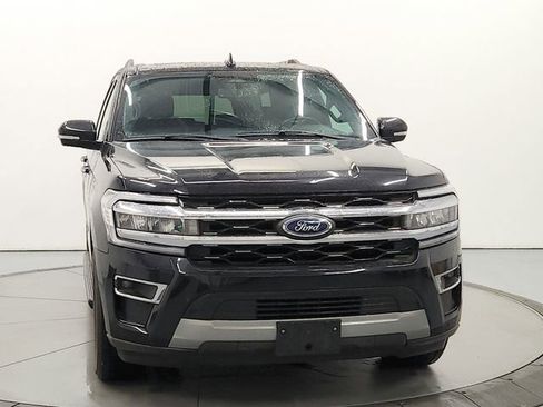 Used 2024 Ford Expedition Limited RWD image 2