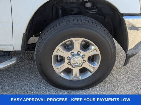 Used 2023 RAM 2500 Big Horn w/ Level 1 Equipment Group AWD/4WD image 13