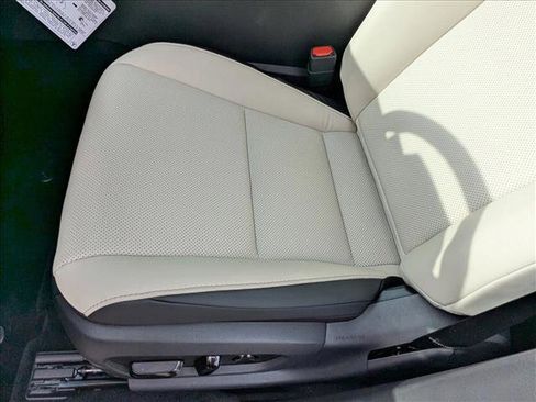 New 2025 Lexus ES 350 w/ Premium Package image 4