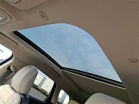 New 2025 Lincoln Corsair Grand Touring w/ Equipment Group 301A image 7