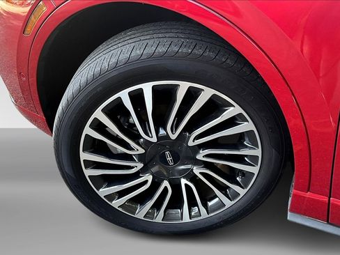 Used 2021 Lincoln Corsair Reserve w/ Equipment Group 201A image 8