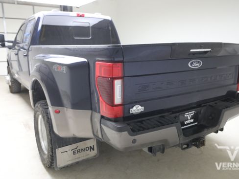 Used 2022 Ford F350 King Ranch w/ King Ranch Ultimate Package AWD/4WD image 2