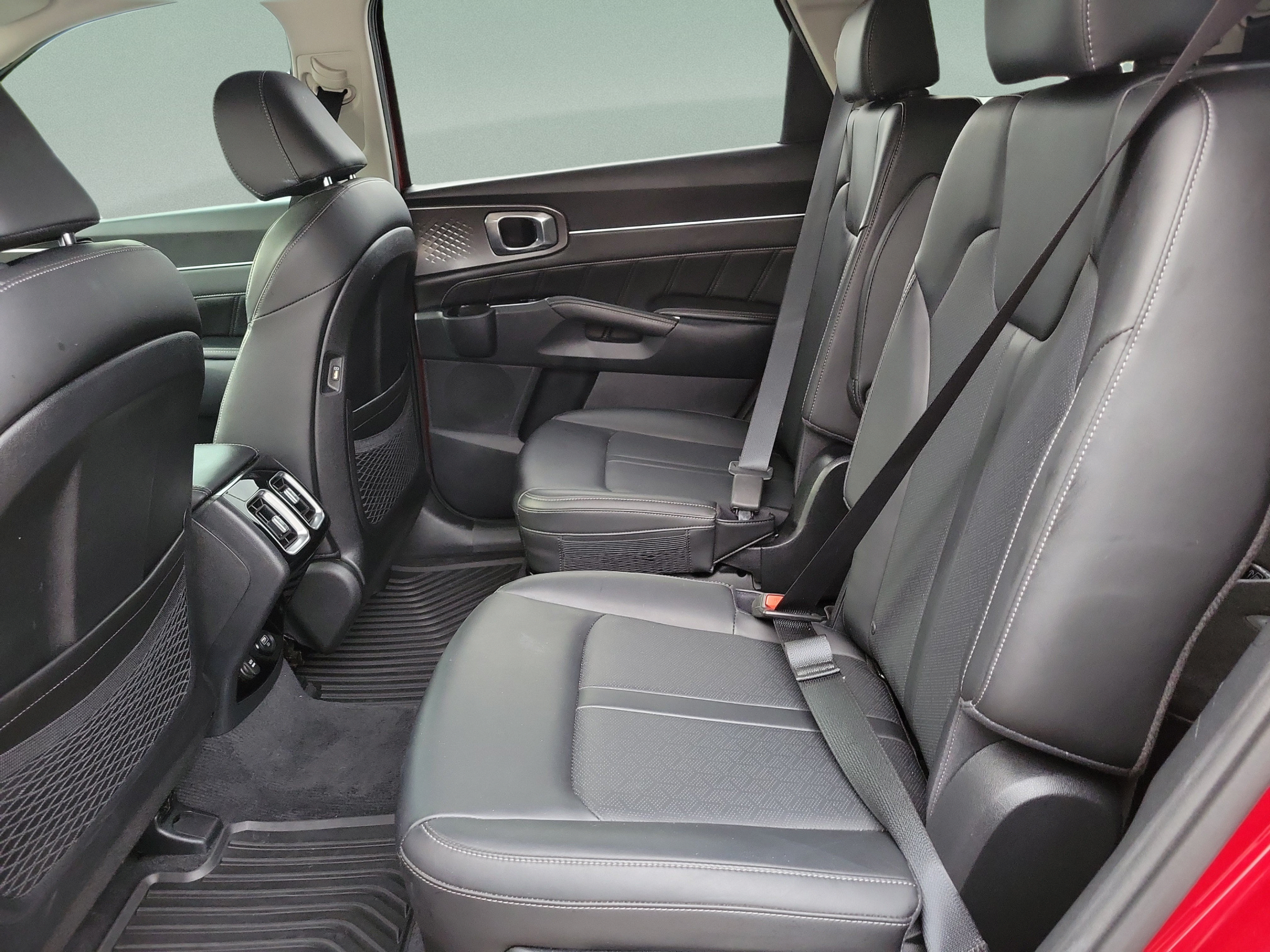 Certified 2023 Kia Sorento SX FWD image 10