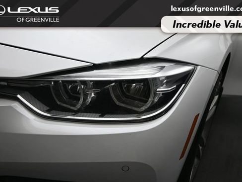 Used 2017 BMW 330i Sedan RWD image 10
