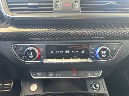 Used 2018 Audi SQ5 Prestige AWD/4WD image 21