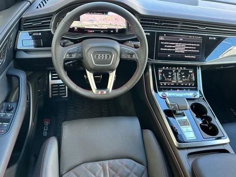 New 2026 Audi SQ8 Prestige image 8