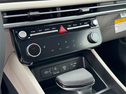 New 2026 Hyundai Tucson SEL image 22