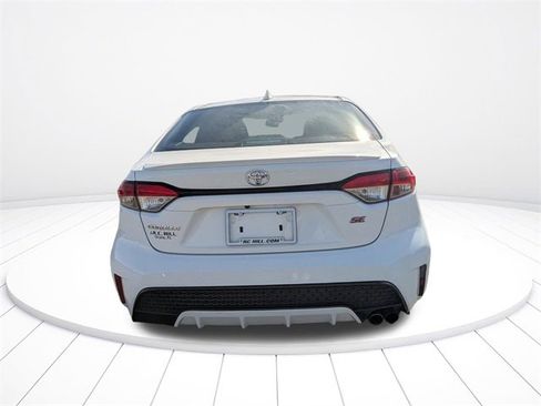 Used 2020 Toyota Corolla SE image 4