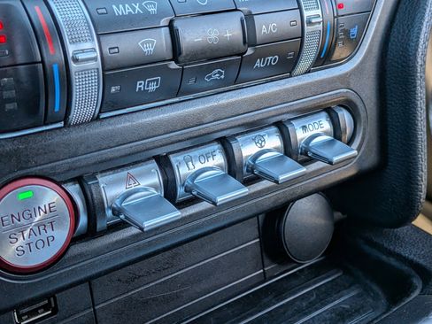 Used 2022 Ford Mustang Premium image 33