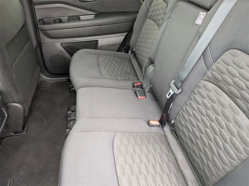 Certified 2024 Nissan Pathfinder S image 12