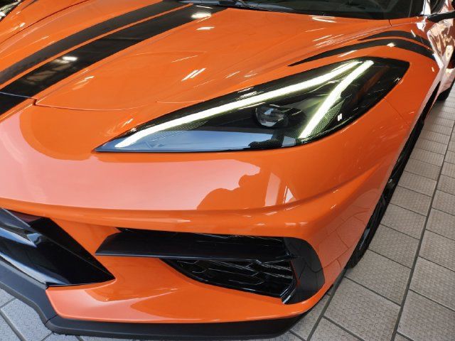 Used 2023 Chevrolet Corvette Stingray Premium Conv w/ Z51 Performance Package RWD image 7