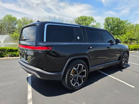Used 2023 Rivian R1S Launch Edition AWD/4WD image 5