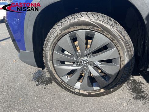 Used 2023 Volkswagen Taos S image 7