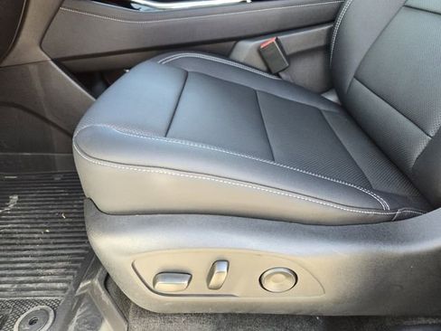 New 2026 Chevrolet Traverse LT w/ Driver Confidence Package image 17