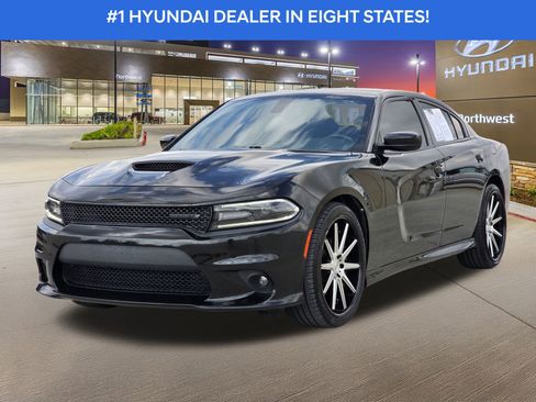 Used 2020 Dodge Charger GT w/ Blacktop Package image 2