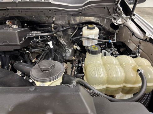 Used 2020 Ford F250 XL w/ Power Equipment Group AWD/4WD image 25