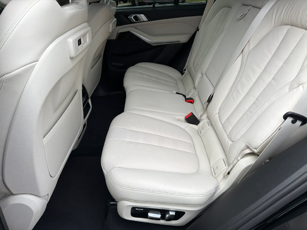 Used 2020 BMW X5 xDrive40i w/ Premium Package AWD/4WD image 21