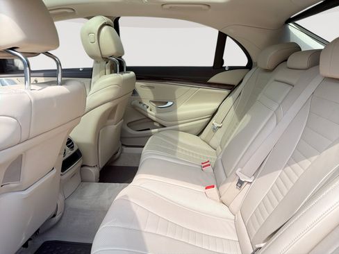 Used 2015 Mercedes-Benz S 550 Sedan w/ Sport Package image 27