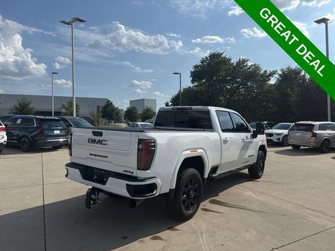 Used 2024 GMC Sierra 2500 AT4 w/ AT4 Preferred Package AWD/4WD image 5
