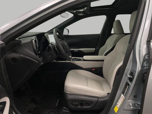 Certified 2025 Lexus RX 350 AWD image 31