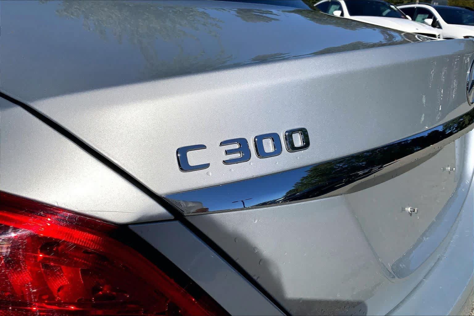 Used 2018 Mercedes-Benz C 300 4MATIC Sedan image 10