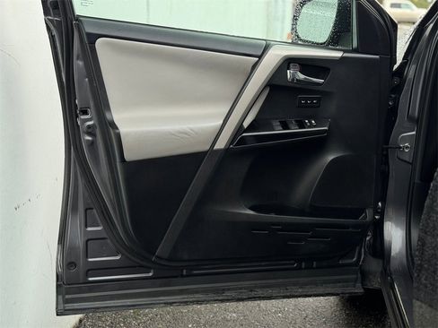 Certified 2017 Toyota RAV4 Limited image 13