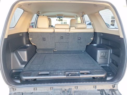 Used 2014 Toyota 4Runner SR5 image 36