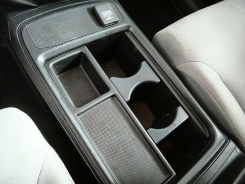 Used 2015 Honda CR-V LX image 17