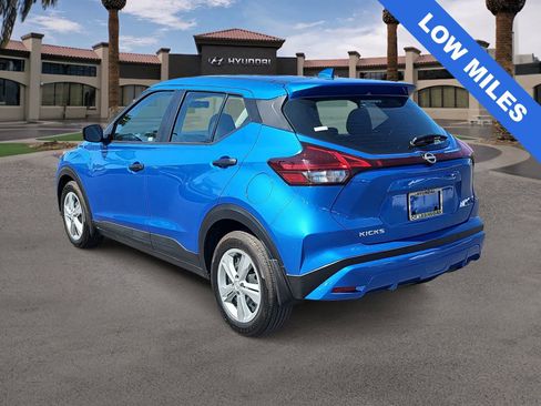 Used 2024 Nissan Kicks S w/ Interior Electronics Package FWD image 6