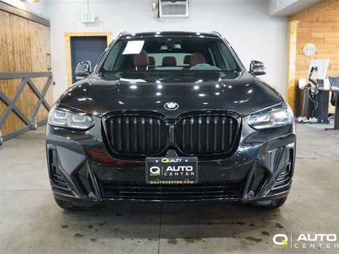 Used 2024 BMW X3 xDrive30i AWD/4WD image 2