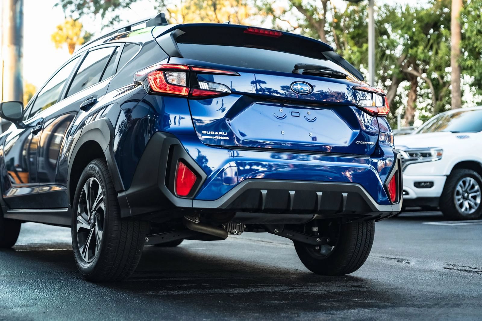 Used 2025 Subaru Crosstrek 2.5i Premium AWD/4WD image 14
