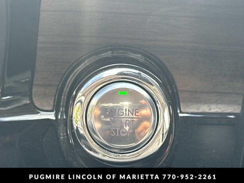 Used 2020 Lincoln Corsair Reserve w/ Appearance Package FWD image 31