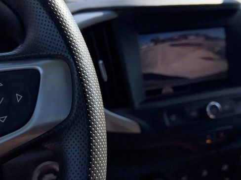 Used 2024 GMC Terrain SLE image 25