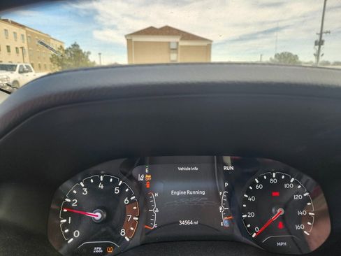 Used 2022 Jeep Compass Latitude w/ Convenience Group image 12