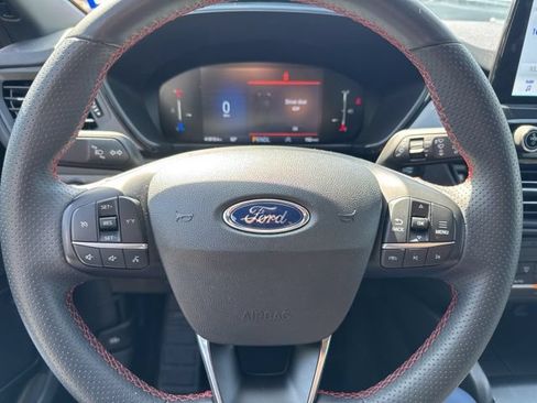 Used 2025 Ford Escape ST-Line FWD image 20