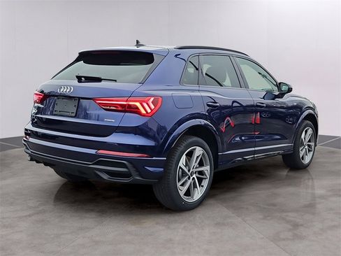 New 2025 Audi Q3 2.0T Premium image 3