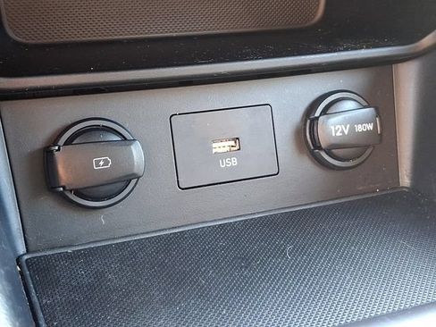 Used 2023 Hyundai Kona SEL AWD/4WD image 23