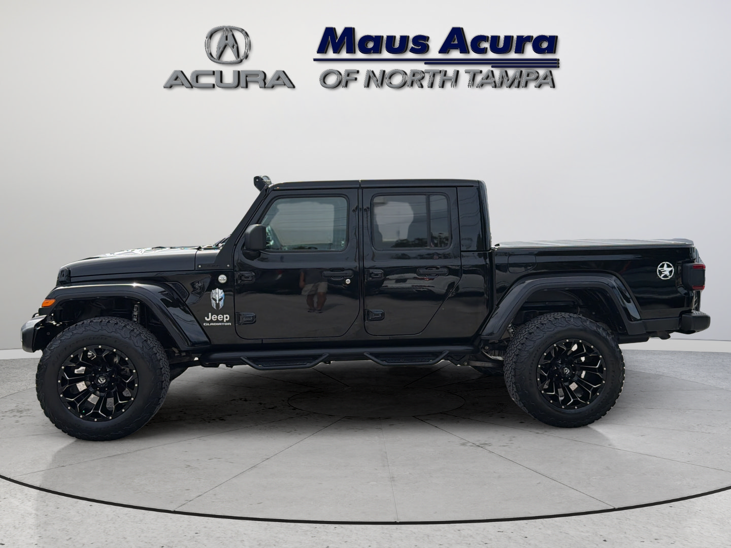 Used 2021 Jeep Gladiator Overland AWD/4WD image 6