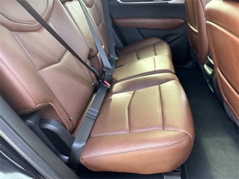 Used 2022 Cadillac XT5 Sportv image 10