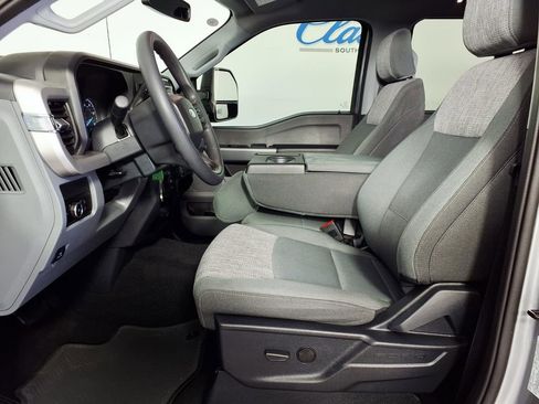Used 2023 Ford F250 XLT AWD/4WD image 9