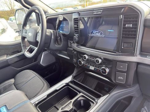 New 2026 Ford F350 Platinum w/ FX4 Off-Road Package image 18